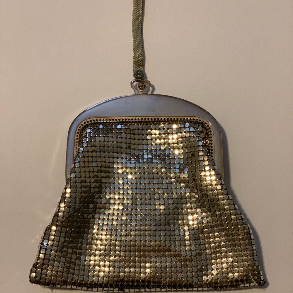Vintage 1940s Gold Mesh Whiting and Davis wristlet